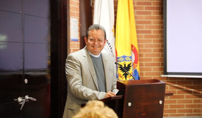 Padre Harold Castilla Devoz, cjm, rector general de UNIMINUTO