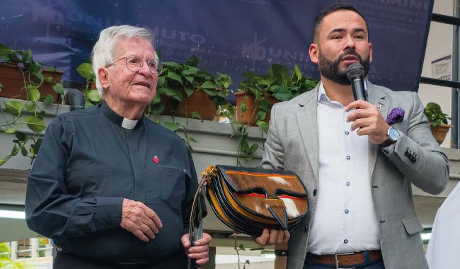Rector de UNIMINUTO Antioquia Chocó y Padre Diego Jaramillo