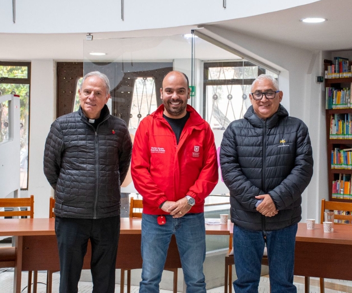 Visita Alcalde de Engativá al barrio Minuto de Dios