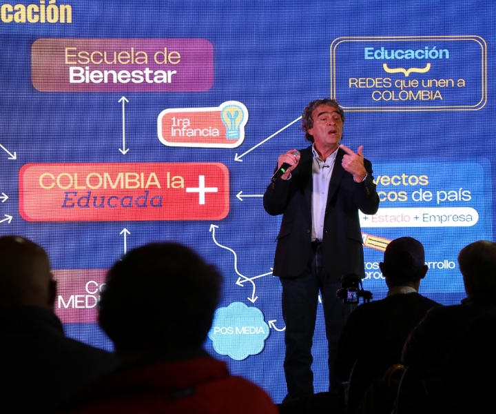 candidato presidencial Sergio Fajardo en UNIMINUTO