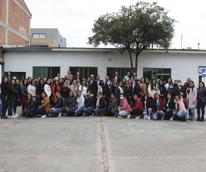 Fotografía oficial de la jornada de inducción a estudiantes de Licenciatura en Educación Infantil  