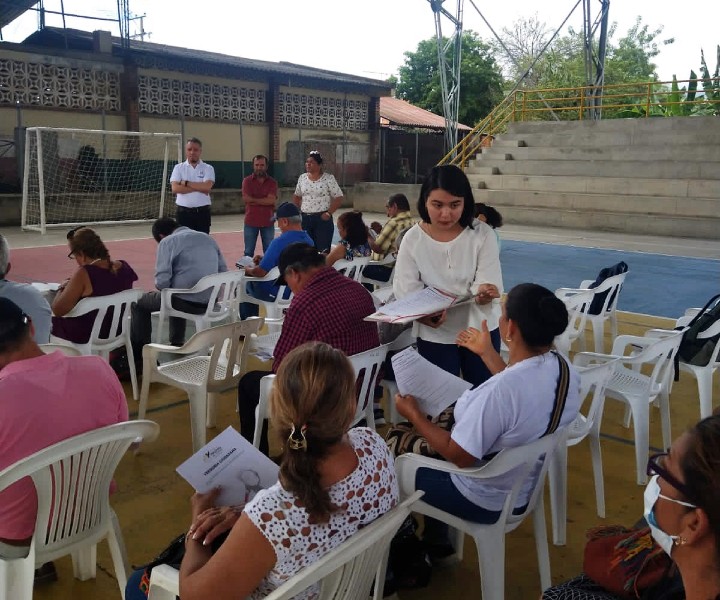 Reunión con líderes de las Juntas de Acción Comunal, del municipio de Tocaima.