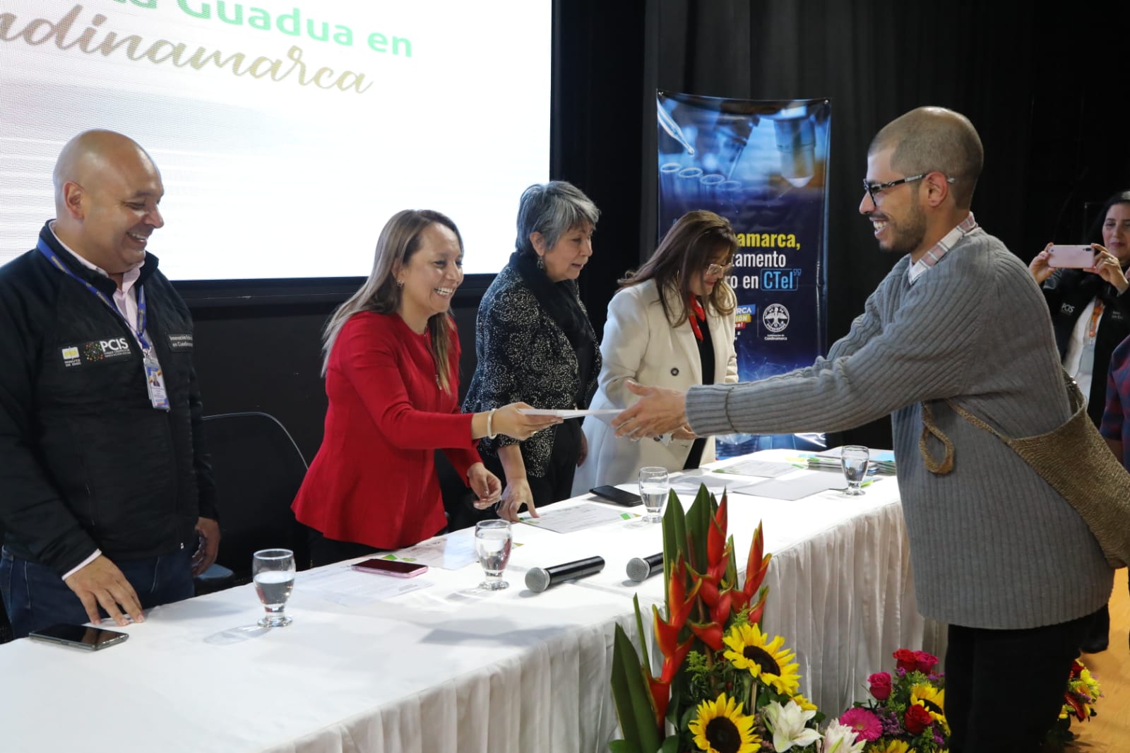 Este proyecto busca que productores del sector Agropecuario y agroindustrial aprendan sobre procesos de ciencia tecnología e innovación.