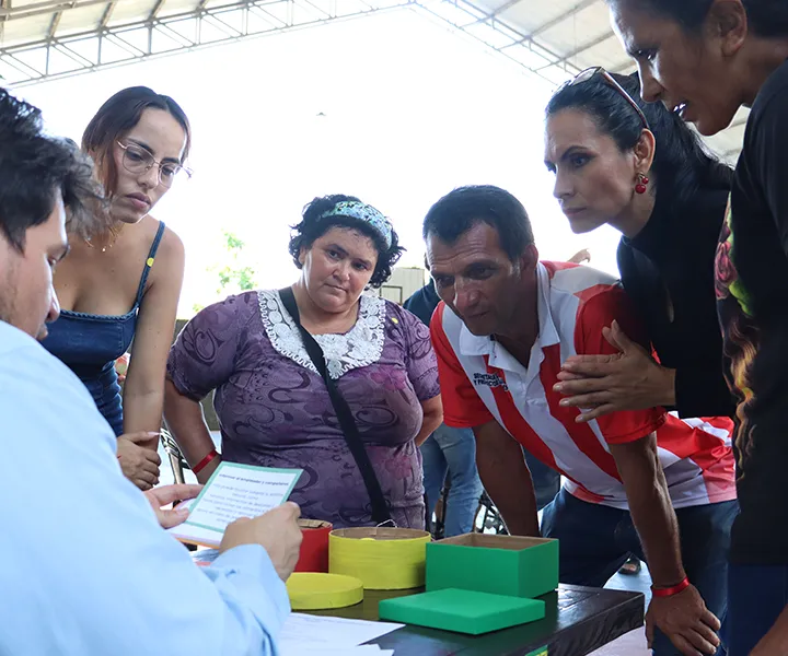 comunidad participa activamente en el taller de cuidados y monitoreos de la diabetes.png