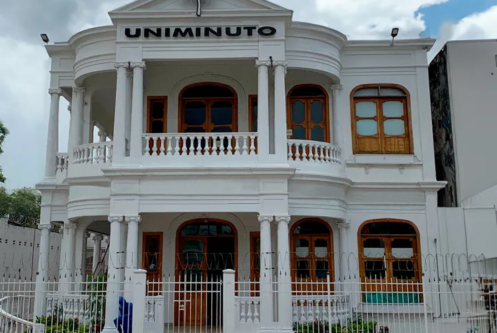 foto fachada UNIMINUTO Barranquilla