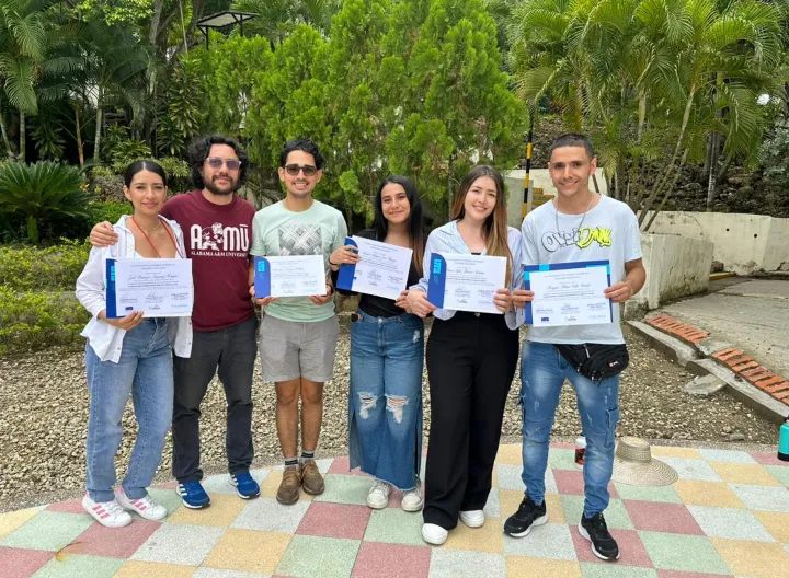 Representantes UNIMINUTO en un verano con Columbus