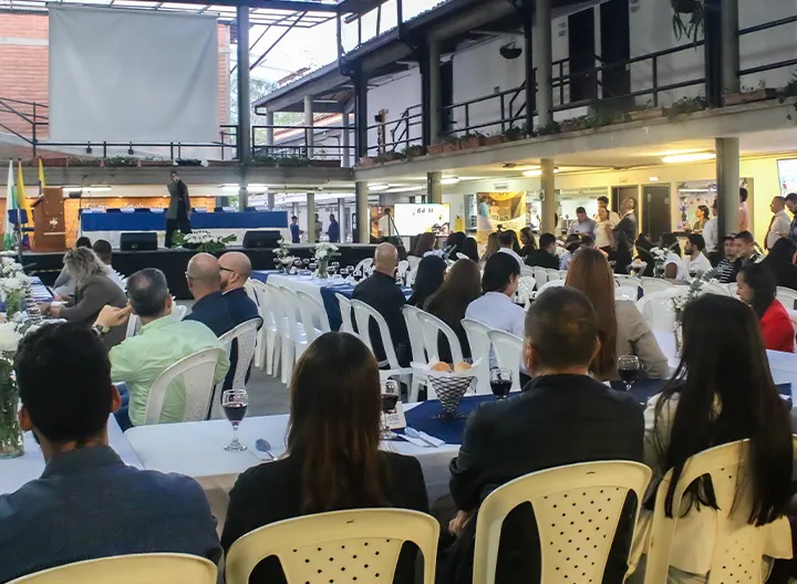 Asistentes del banquete del millón.