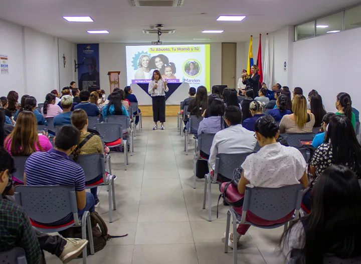 Congresista Marelen Castillo visitó UNIMINUTO Centro Universitario Cúcuta