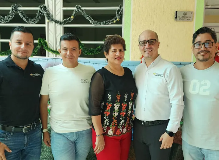 Representantes de UNIMINUTO Rectoría Centro Sur y de la Academia Militar General José Antonio Anzoátegui (AMA S.A.S)3