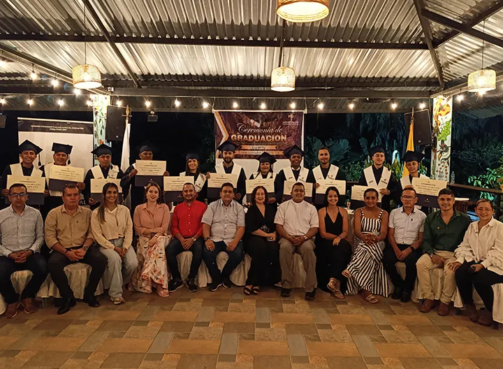 UNIMINUTO Rectoría Oriente gradúa a 14 nuevos profesionales en Mitú