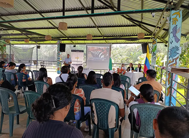 Población de Mitú en Lanzamiento