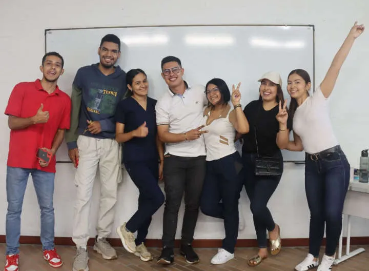 Estudiantes Participantes 