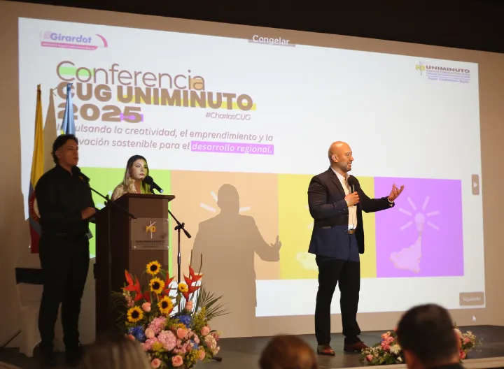 Director Centro Universitario Girardot 