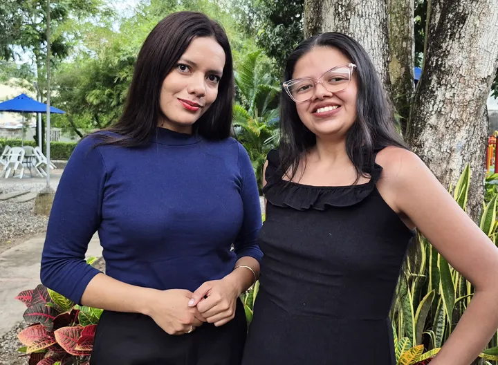 Luisa Fernanda y Liseth. Estudiantes UNIMINUTO RCS