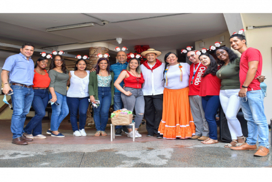 El Centro Regional Cali cerró la Novena navideña con un acto de reencuentro entre colaboradores.