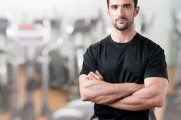 entrenador-deportivo-gimnasio.jpg