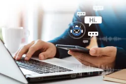 manos-computador-íconos-tecnología