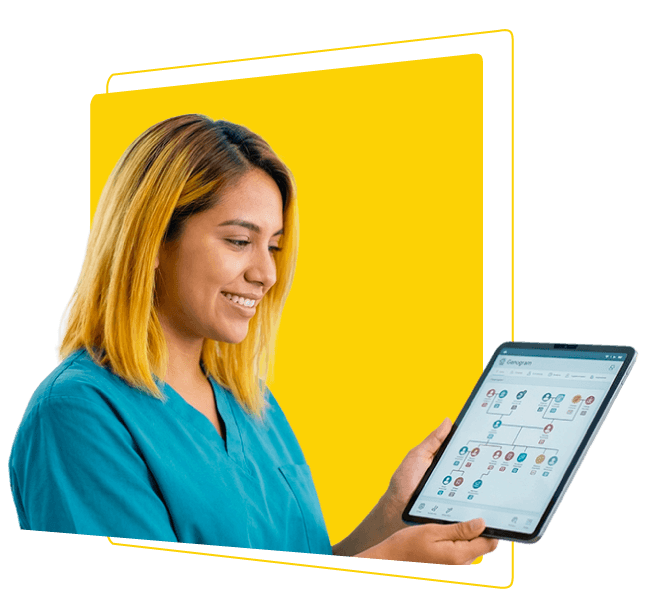 Mujer profesional utilizando tablet con información social y organizacional en contexto de trabajo social y gestión comunitaria